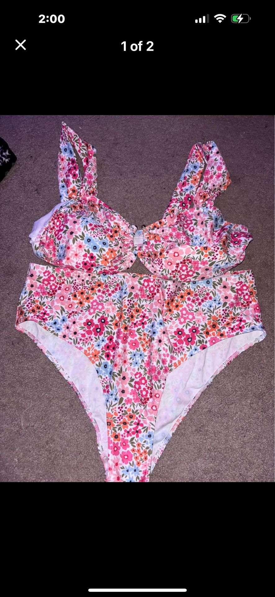 Women’s bathing suit
