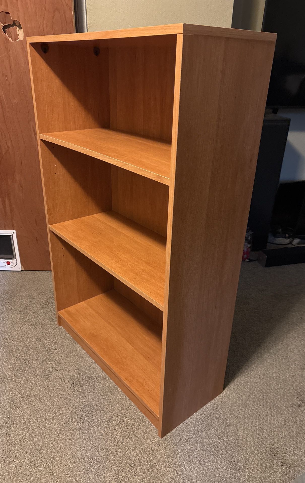 Listing: Sturdy 3-Shelf Wooden Bookcase – Perfect Condition!