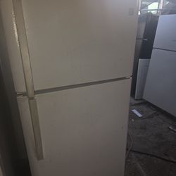Kenmore Fridge Apt Size 30 By 67 High 