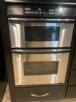Whirlpool stove and microwave set