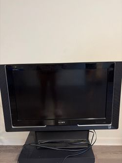 Sony Bravia 32-inch LCD flat screen TV