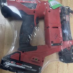 Milwaukee Brad nailer 2746-20 w battery