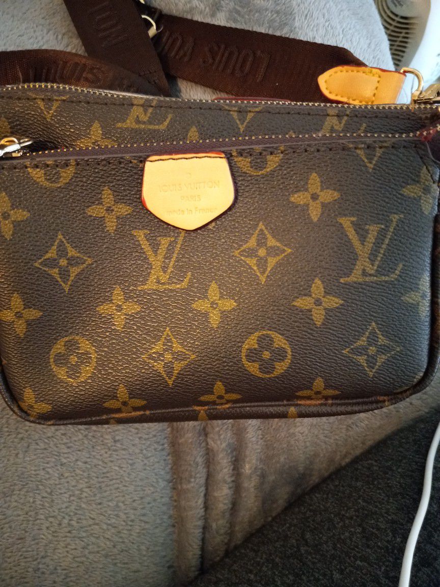 Authentic LV Louis Vuitton Ellipse Bag for Sale in Dallas, TX - OfferUp