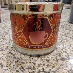 Unused 3 Wick Candles