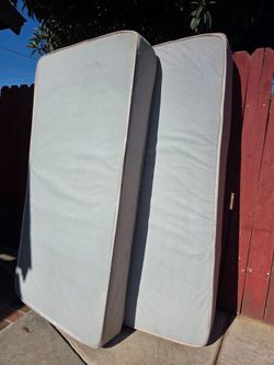 Free Set of 2pcs twins matrres