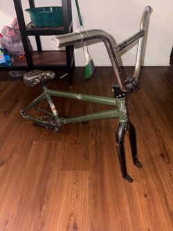 Brandon begin signature frame