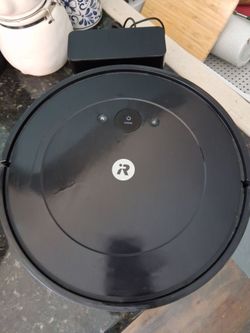 iRobot Roomba Robot Vacuum with Charging Dock