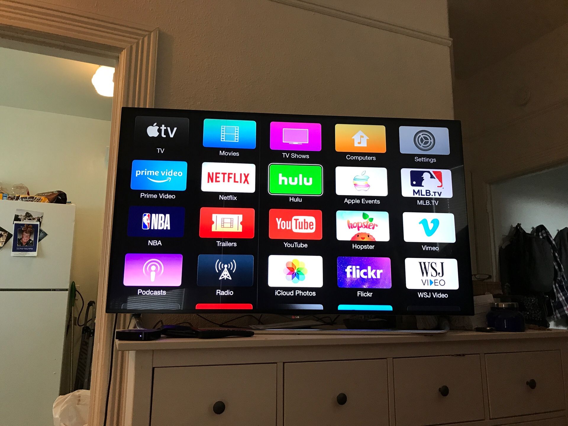 4K UHD LG SMART TV 55”inch