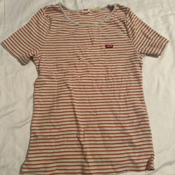 levi’s striped shirt