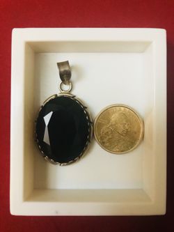 Black Onyx Pure Silver pendant - Brand New