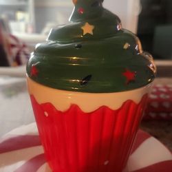Christmas Cupcake Canister