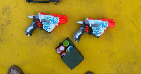 NERF VORTEX PROTON PAIR + VORTEX DISCS – TESTED & WORKING – $35 OBO