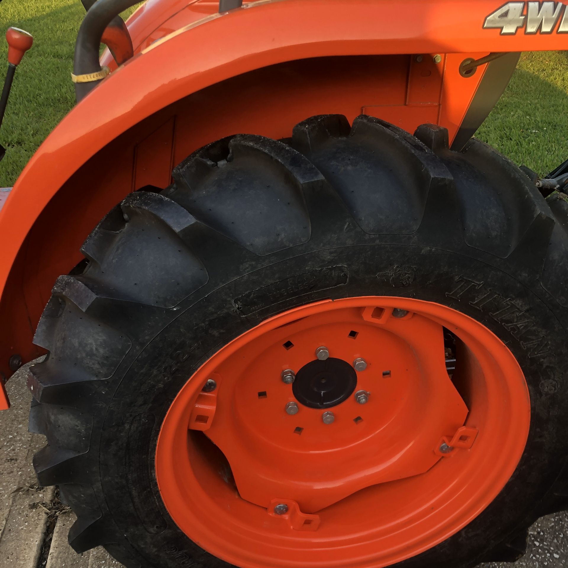 Kubota Tractor LA525 for Sale in Pasadena, TX OfferUp