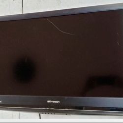 Emerson 32" Flat Screen HDTV Model LC320EM1F. In great condition