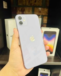 iPhone 11 64GB UNLOCKED ✔️