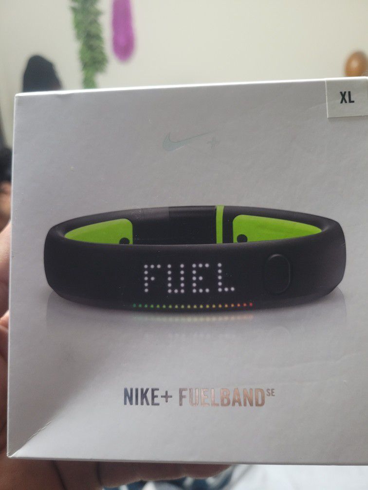 tarifa dar a entender quemar Nike Fuel band Brand New Never Used In box for Sale in San Lorenzo, CA -  OfferUp