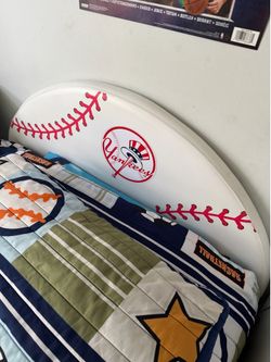 Baseball bed