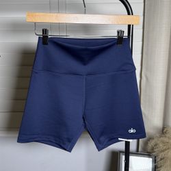 Alo Yoga Short 
