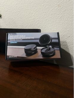 Magnetic phone holder