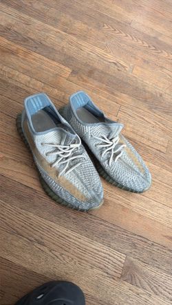 Yeezy 350 size 11