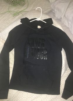 Under armour sweatshirt