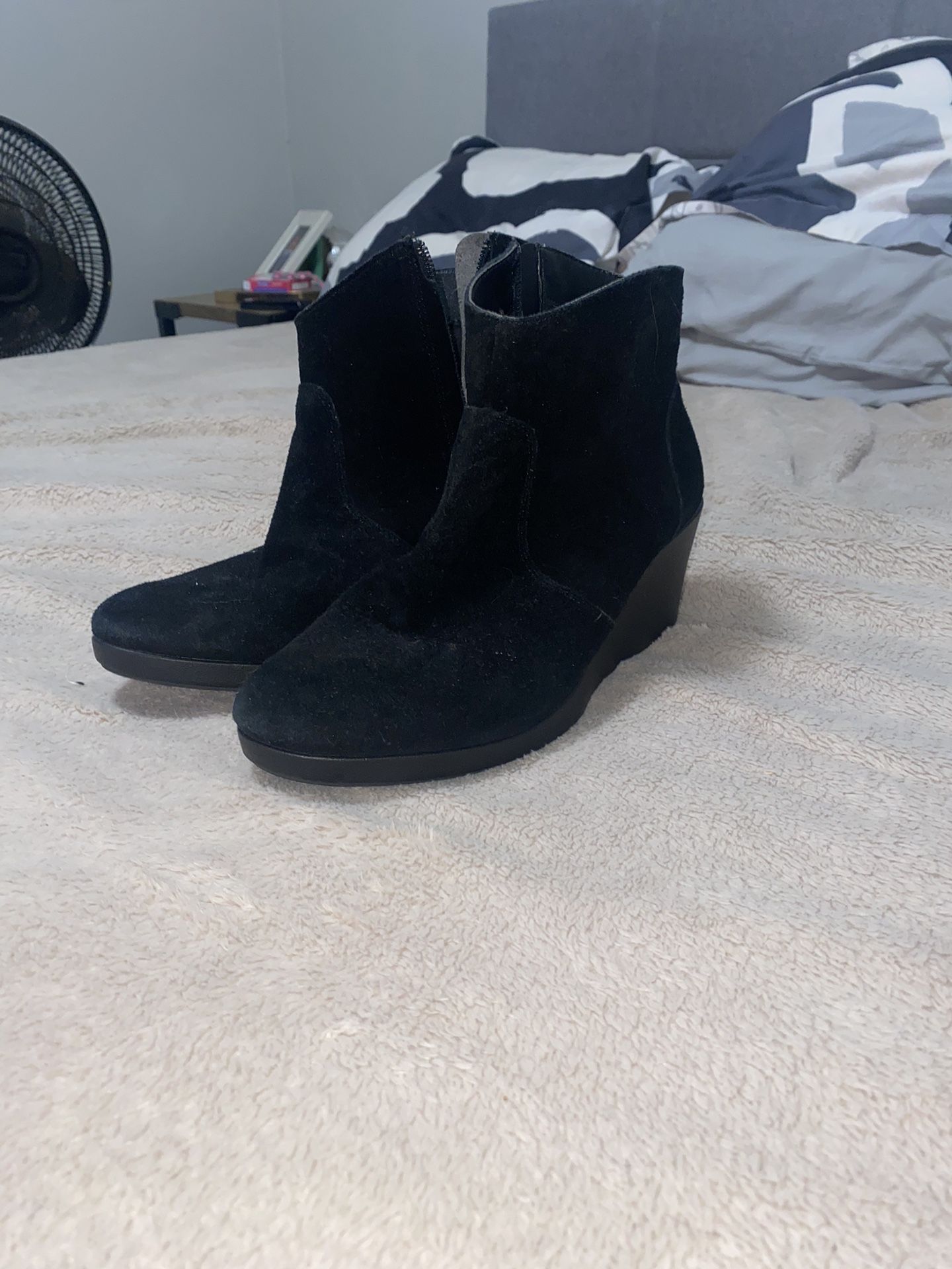 Women’s Black Winter Boots Crocs