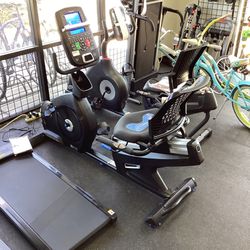 Nautilus R618 Recumbent Exercise Bike Like New for Sale in