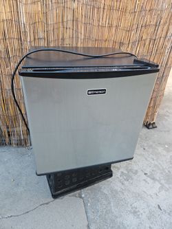 Emerson mini fridge