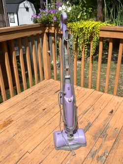 Shark Vac-Then-Steam Vacuum & Steam Mop MV2010 – Works Great