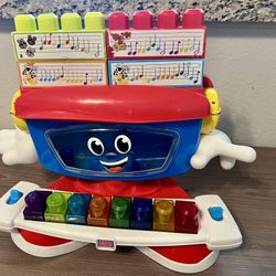 Mega Bloks Mr. Piano building blocks
