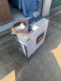 Mr heater heater with hose regulator NIB