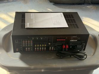 Yamaha RX-V365 AV Receiver with remote