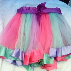 Size 6T  Skirt