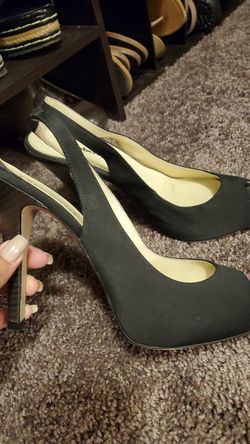Black heels Size 8