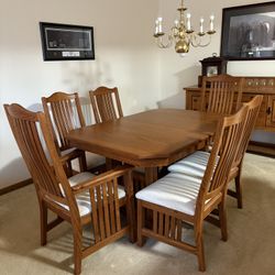 Quality Oak Dining Room Table + 6 Chairs + Buffet