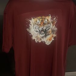 Soft Smooth All Weather Cheeta T Shirt, Unisex Elegant High Quality Material Large 