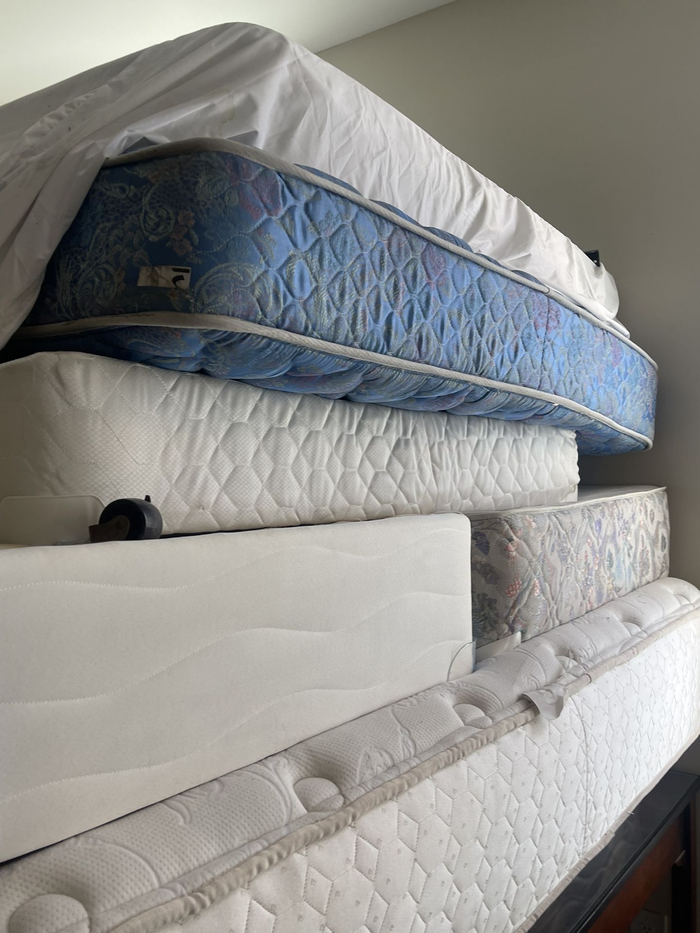 Mattresses And Box Springs