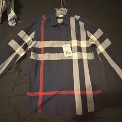 BURBERRY BUTTON UP SHIRT