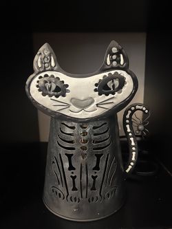 Superstitious Black Cat Scentsy Warmer