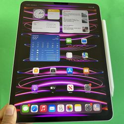 128GB Apple IPad Pro 11” 4th Generation (2022 Latest Model / M2 chip ) with Keyboard, stylus pen & Accessories (warranty through 01/ 2024)
