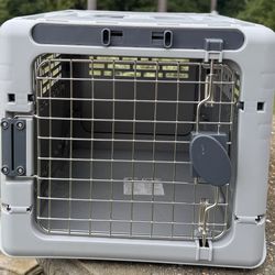 Collapsible Pet Carrier