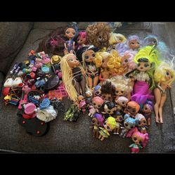 Dolls bundle 12 big dolls ,18 little dolls & Accessories all for $60