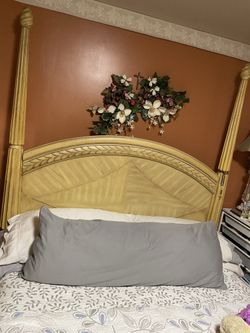 Queen Bedroom Set