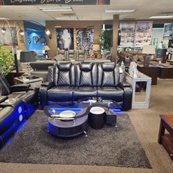 Brand New Led Reclining Sofa And Loveseat