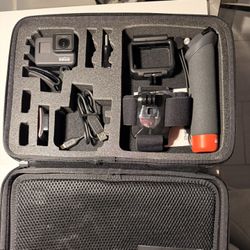 📸 GoPro Hero7 Black + Kit Completo de Accesorios + Estuche semi-rígido