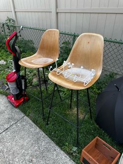 Yard Sale - 55th & Merrimac