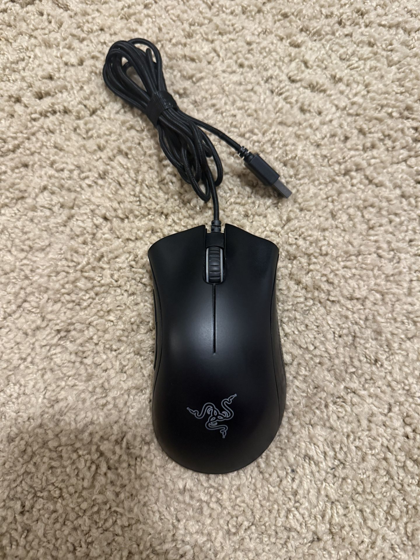 Razer Deathadder Essential Wired Gaming Mouse