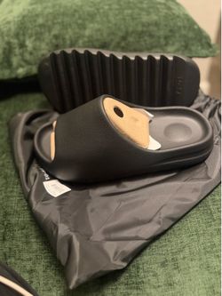 YZY Yeezy Slides