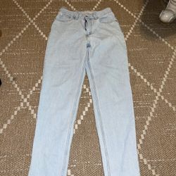 Levis Size 25  