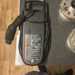 Portable EV Charging Station/Cable
